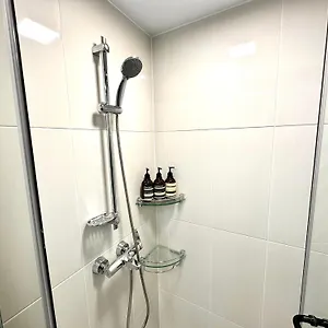 노벰버스테이 인 랜드마크 アパートホテル